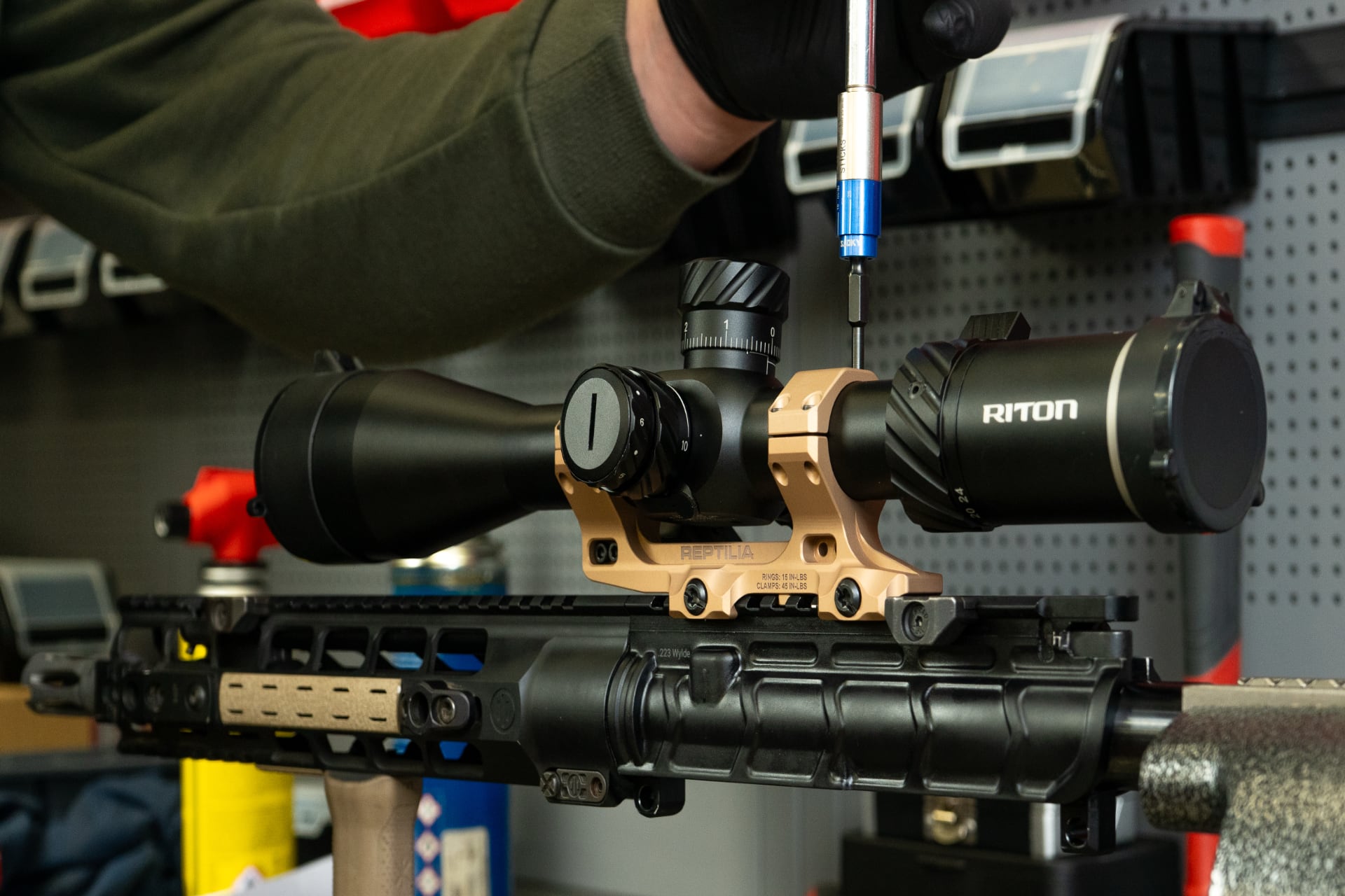 Instalacja lunety w broni długiej